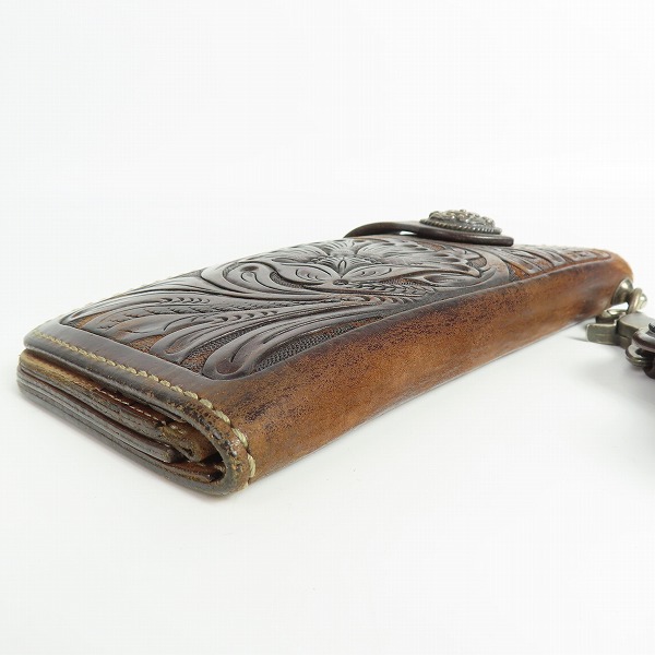 実際に弊社で買取させて頂いたFUNNY/ファニー カービング レザー コンチョ ウォレットチェーン付き 長財布/ロングウォレットの画像 3枚目