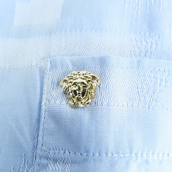実際に弊社で買取させて頂いたGIANNI VERSACE/ジャンニヴェルサーチ 総柄長袖シャツ/ライトブルー系/52の画像 6枚目