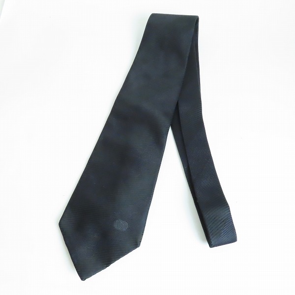 実際に弊社で買取させて頂いたGUCCI/グッチ GGロゴ 斜線柄 シルクネクタイ 