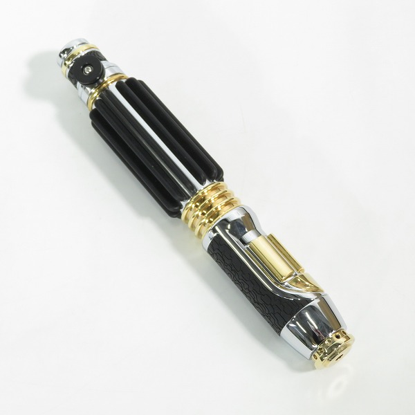 実際に弊社で買取させて頂いた【証明書付き】MR社/マスターレプリカ スターウォーズ EP2 メイス・ウィンドゥ ライトセーバー プロップレプリカ/SW-112の画像 1枚目