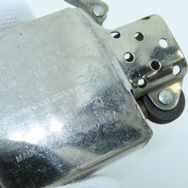 実際に弊社で買取させて頂いたZIPPO/ジッポー HARLEY DAVIDSON/ハーレーダビッドソン LIMITED EDITION イーグルメタル貼り デスクトップホルダー 95年製の画像 7枚目