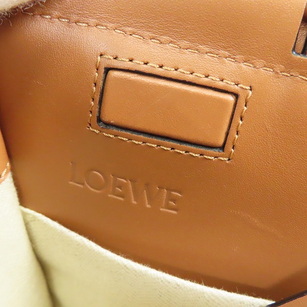 実際に弊社で買取させて頂いたLOEWE/ロエベ クッショントートバッグ アナグラムジャガード×レザー A612A93X25の画像 5枚目