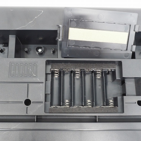 実際に弊社で買取させて頂いた★YAMAHA/ヤマハ piaggero/ピアジェーロ NP-12WH/ホワイト 電子キーボード 2017年製 ACアダプター付【動作確認済】の画像 8枚目