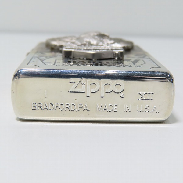 実際に弊社で買取させて頂いたZIPPO/ジッポー HARLEY DAVIDSON/ハーレーダビッドソン デスクトップホルダー/台座付/1996年製の画像 3枚目
