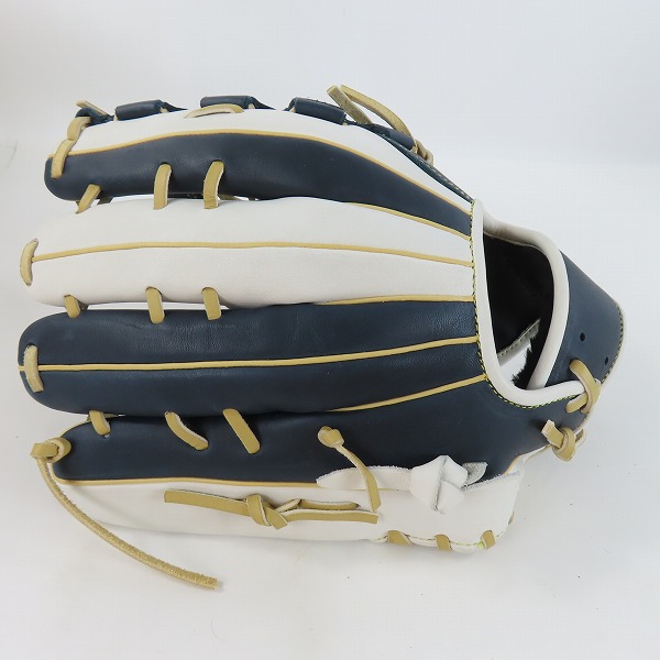 実際に弊社で買取させて頂いたZETT/ゼット 軟式/オールラウンド SMUカラーグラブ FINECatch BRGB35432A  の画像 1枚目