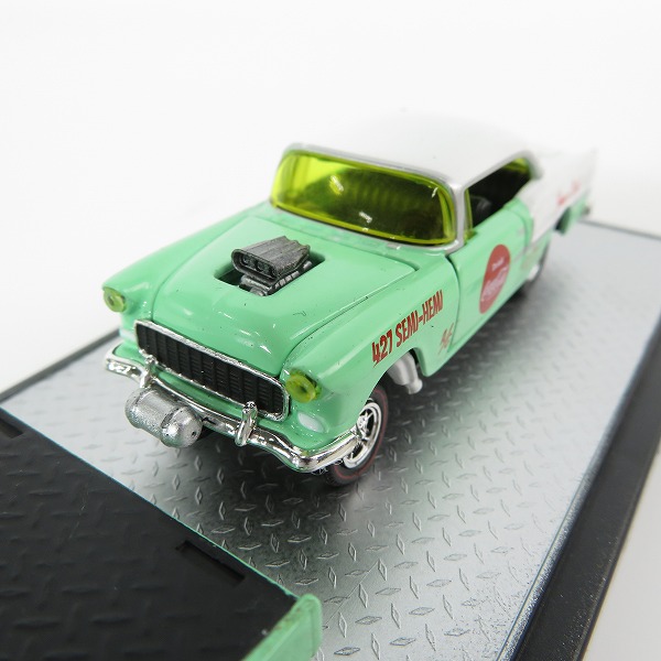 実際に弊社で買取させて頂いたM2 MACHINES/M2マシーン 1/64 コカ・コーラ TW11 1958 Chevrolet Spartan LCF &1955 Chevrolet Bel Air Gasser ミニカーの画像 4枚目