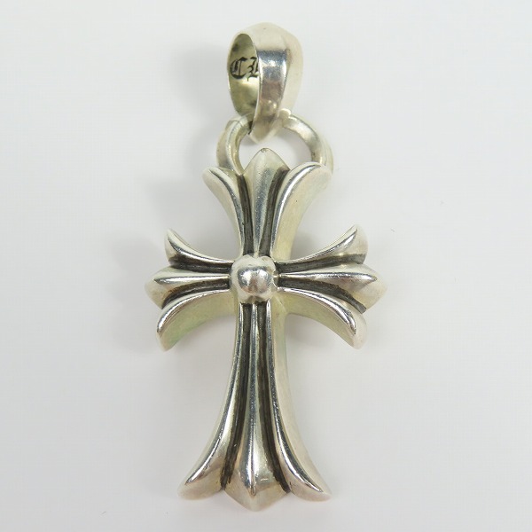 実際に弊社で買取させて頂いたCHROME HEARTS/クロムハーツ CH CRS SML W/BALE スモールCHクロス ペンダントw/プレーンベイルの画像 1枚目
