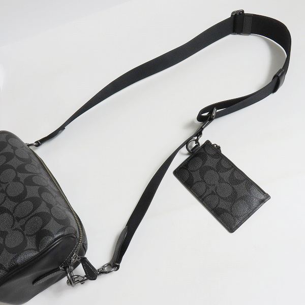 実際に弊社で買取させて頂いたCOACH/コーチ アクセル クロスボディ シグネチャー キャンバス ポーチ付き ボディバッグの画像 2枚目