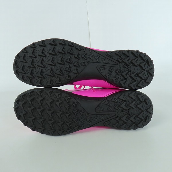 実際に弊社で買取させて頂いたPUMA/プーマ ULTRA PLAY/ウルトラ プレイ TT サッカー/トレーニング シューズ 107765-01/27の画像 2枚目