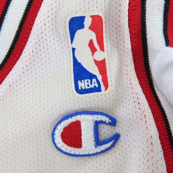 実際に弊社で買取させて頂いたChampion/チャンピオン Chicago Bulls/シカゴブルズ JORDAN/ジョーダン #23 ユニフォーム/ゲームシャツ ホワイト/40の画像 4枚目