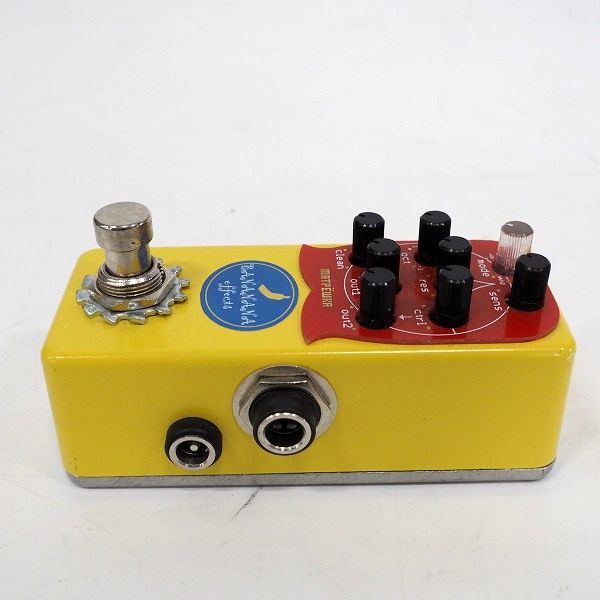 実際に弊社で買取させて頂いたBANANANA effects/バナナナエフェクツ MATRYOSHKA ベース シンセサウンドエフェクター【動作確認済】の画像 2枚目