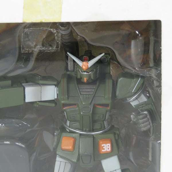 実際に弊社で買取させて頂いた【未開封】バンプレスト とるとるキャッチャー 機動戦士ガンダム パッケージアートフィギュア/PAF  ガンダムフルアーマータイプの画像 1枚目