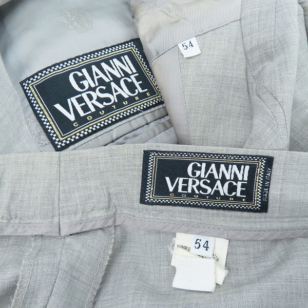 実際に弊社で買取させて頂いたGIANNI VERSACE/ジャンニヴェルサーチ スーツ ジャケット/パンツ/セットアップ/グレー/54の画像 2枚目