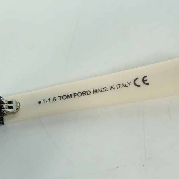 実際に弊社で買取させて頂いたTOM FORD/トムフォード フルリム サングラス/アイウェア TF211 AF 01Jの画像 6枚目