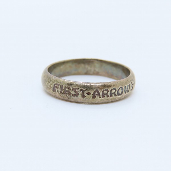 実際に弊社で買取させて頂いたFIRST ARROW'S/ファーストアローズ 甲丸ロゴ入りリング R-087/16号の画像 1枚目