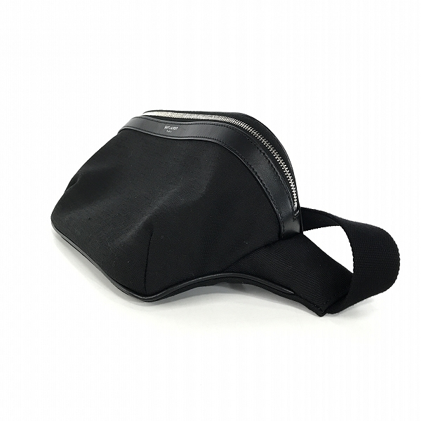 実際に弊社で買取させて頂いたSAINT LAURENT PARIS/サンローランパリ YSL ベルトバッグ ボディバッグ ウエストバッグ ナイロンの画像 2枚目