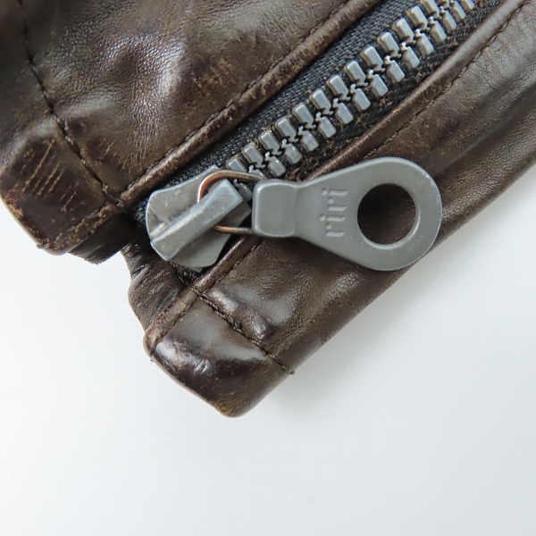 実際に弊社で買取させて頂いたISAMUKATAYAMA BACKLASH/バックラッシュ 製品染めイタリアンダブルショルダー シングル ライダースジャケット 1254-01/Sの画像 6枚目