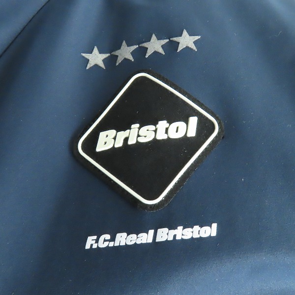 実際に弊社で買取させて頂いたF.C.Real Bristol/エフシーレアルブリストル ダウンジャケット ロゴプリント FCRB-189043/XLの画像 5枚目