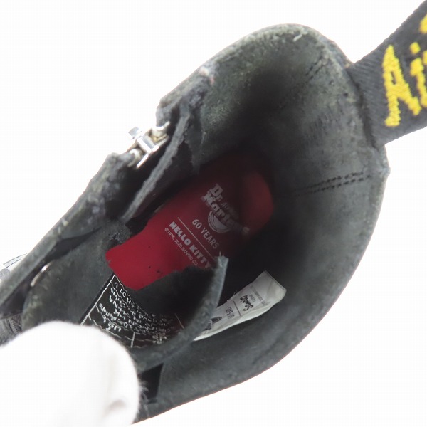 実際に弊社で買取させて頂いたDr.Martens×HELLO KITTY/ドクターマーチン×ハローキティ ブーツ 8ホール 厚底 60周年記念 UK5の画像 4枚目