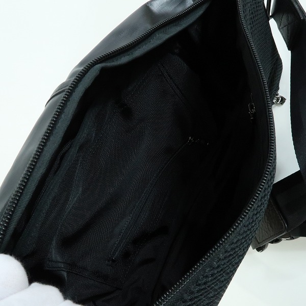 実際に弊社で買取させて頂いたmaster-piece/マスターピース Density ボディバッグ 01357-hcの画像 3枚目