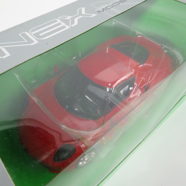 実際に弊社で買取させて頂いた【未開封】welly/ウェリー 1/24 ミニカー NEX MODELS Alfa 4Cの画像 2枚目