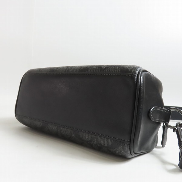 実際に弊社で買取させて頂いたCOACH/コーチ アクセル クロスボディ シグネチャー キャンバス ポーチ付き ボディバッグの画像 3枚目
