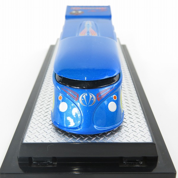 実際に弊社で買取させて頂いたKUSTOMCITY/カスタムシティ ARTIST PROOF SERIES EVO SS DRAG BUS FEATURED EDITION KANDY BLUE ミニカーの画像 2枚目