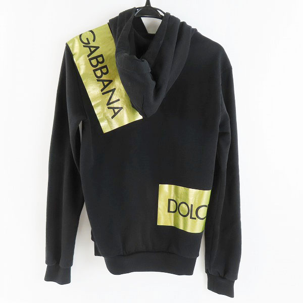 実際に弊社で買取させて頂いた【JPタグ】DOLCE & GABBANA/ドルチェ&ガッバーナ 19AW ロゴプリントプルオーバーパーカー G9JQ3T/G7QSO/44の画像 1枚目