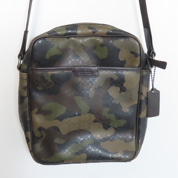 実際に弊社で買取させて頂いたCOACH/コーチ シグネチャー カモフラージュ ショルダーバッグ F70848