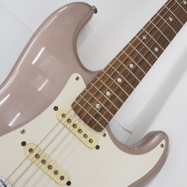 実際に弊社で買取させて頂いた★Fernandes/フェルナンデス ストラトキャスターType エレキギター ソフトケース付 の画像 4枚目