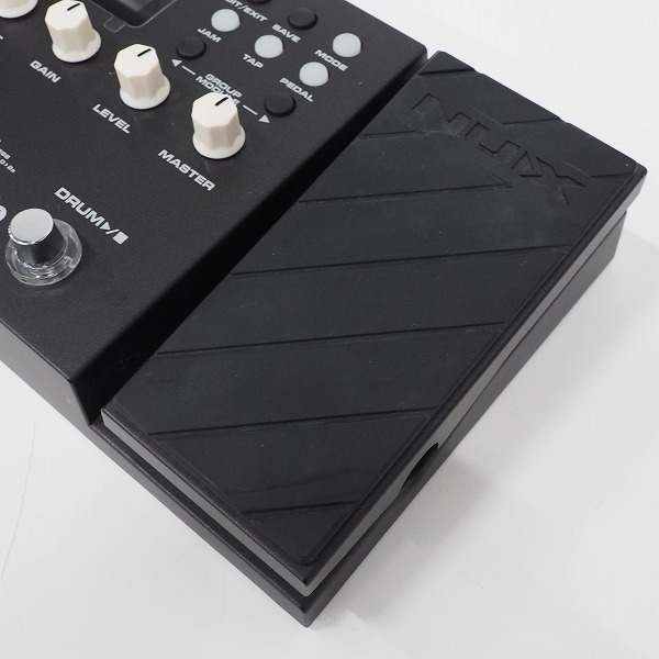 実際に弊社で買取させて頂いたNUX/ニューエックス MG-300 ギター用マルチエフェクター アダプター付き【簡易動作確認済】の画像 2枚目