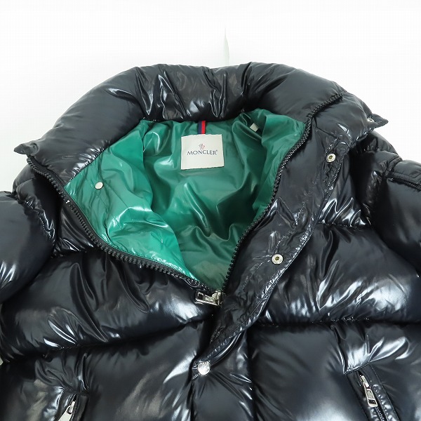 実際に弊社で買取させて頂いた【JPタグ】MONCLER/モンクレール HANOVERIAN ダウンジャケット F20911D50700/1の画像 2枚目