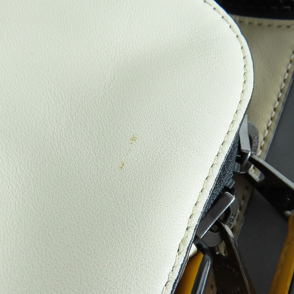 実際に弊社で買取させて頂いたCOACH/コーチ トラック ベルトバッグ/ボディバッグ カラーブロック レザー C4022の画像 6枚目