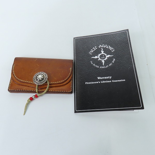 実際に弊社で買取させて頂いた【ワランティ付き】FIRST ARROW'S/ファーストアローズ コンチョ レザー 名刺入れ/カードケース L-027Cの画像 9枚目