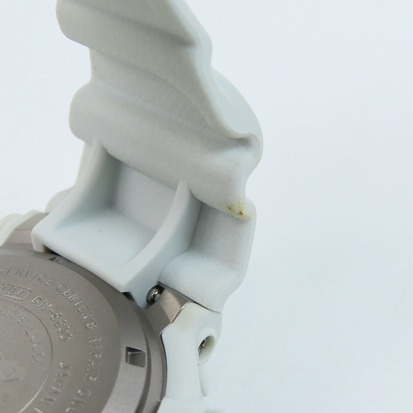 実際に弊社で買取させて頂いたG-SHOCK/Gショック FROGMAN/フロッグマン Men in White Gray 極地 DW-8200LG-8JR【動作未確認】の画像 4枚目