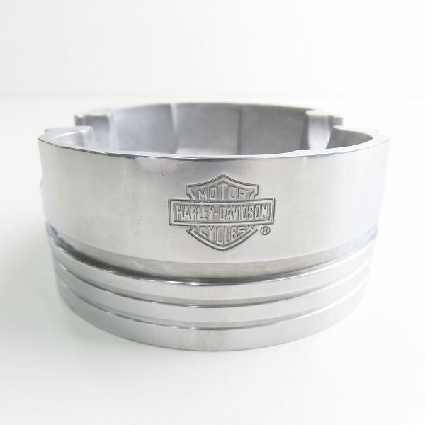 実際に弊社で買取させて頂いたZIPPO/ジッポー HARLEY DAVIDSON/ハーレーダビッドソン LIMITED EDITION/Vツインエンジン ピストン型灰皿のみの画像 3枚目