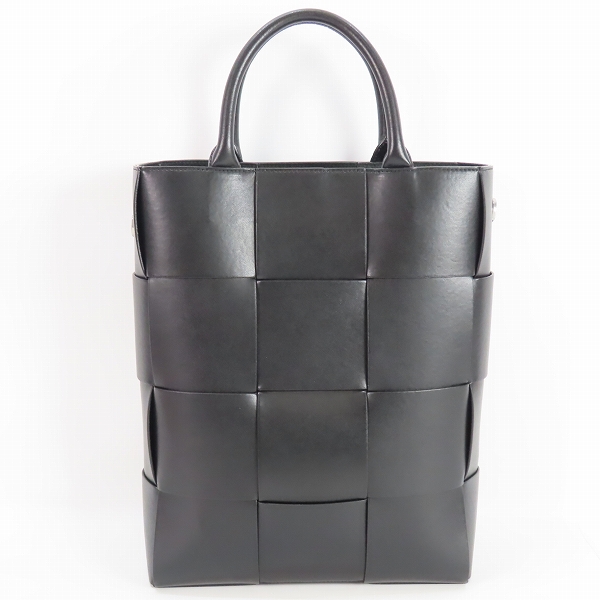 実際に弊社で買取させて頂いたBOTTEGAVENETA/ボッテガヴェネタ マキシイントレチャート アルコトート ショルダーバッグ 736184VB1K08480