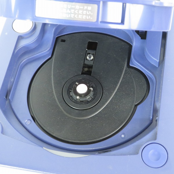 実際に弊社で買取させて頂いた任天堂/Nintendo/ニンテンドー GAMECUBE/ゲームキューブ 本体 コントロラー2個付き DOL-001【通電確認済】の画像 2枚目