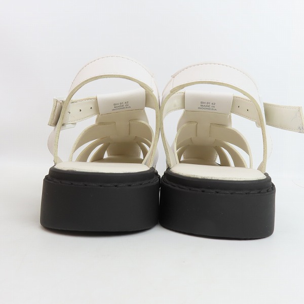 実際に弊社で買取させて頂いたBEAMS HEART/ビームスハート フェイクレザー グルカサンダル/42の画像 1枚目