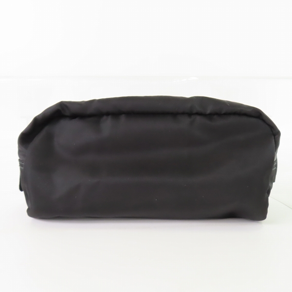 実際に弊社で買取させて頂いたPRADA/プラダ 三角プレート ナイロンポーチの画像 1枚目