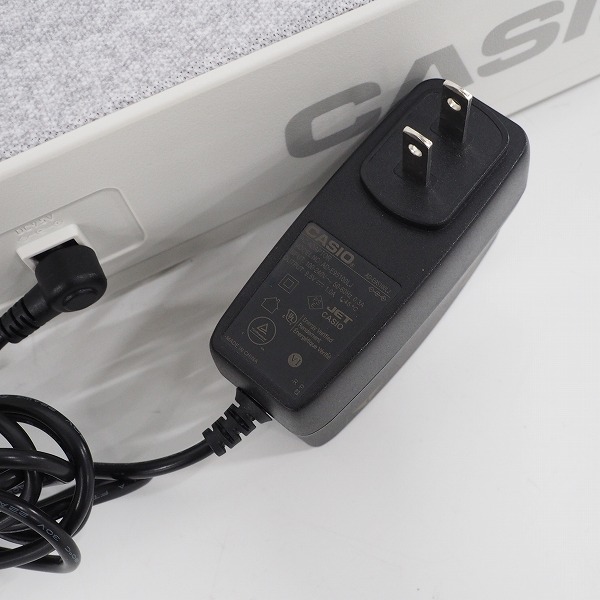 実際に弊社で買取させて頂いた★CASIO/カシオ Casiotone CT-S1 WE 電子キーボード カシオトーン ホワイト 61鍵盤 2021年製【動作確認済】の画像 4枚目
