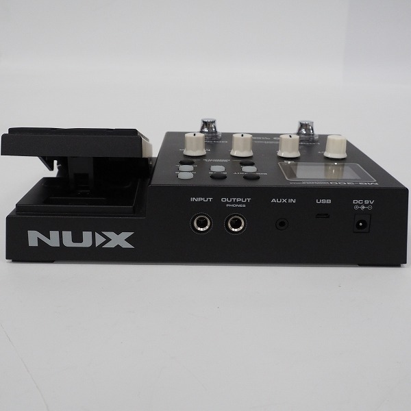 実際に弊社で買取させて頂いたNUX/ニューエックス MG-300 ギター用マルチエフェクター アダプター付き【簡易動作確認済】の画像 4枚目