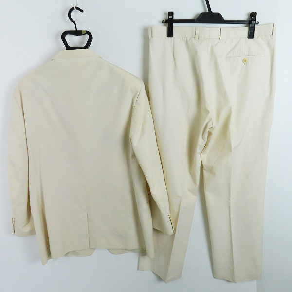 実際に弊社で買取させて頂いたVERSACE/ヴェルサーチ コットンスーツ ジャケット/パンツ/セットアップ/クリーム系/54の画像 1枚目