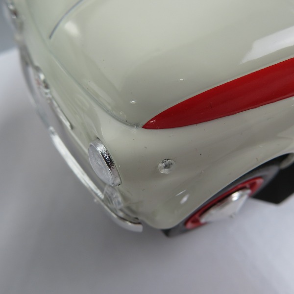 実際に弊社で買取させて頂いたSolido/ソリド 1/18 FIAT NUOVA SPORT 1960/フィアット ヌォーヴァ ミニカーの画像 6枚目