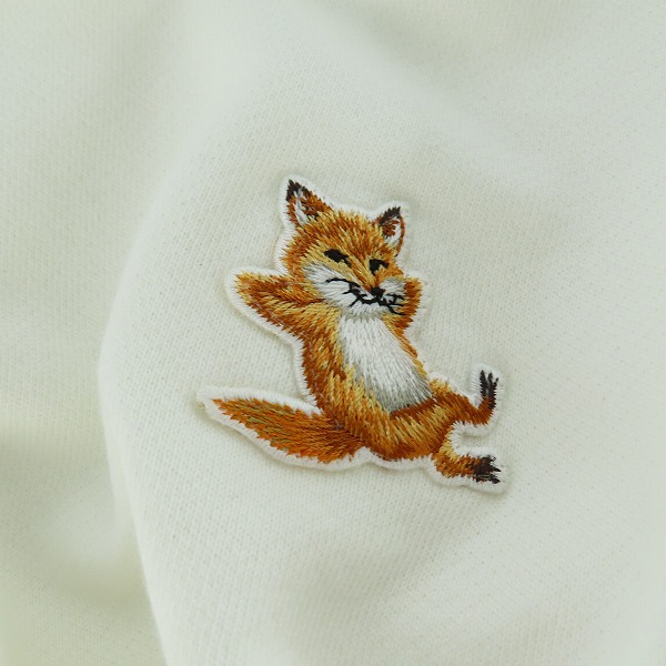実際に弊社で買取させて頂いたMAISON KITSUNE/メゾンキツネ 刺繍ワッペン トレーナー/スウェット GU00342KM0002 XL	の画像 5枚目