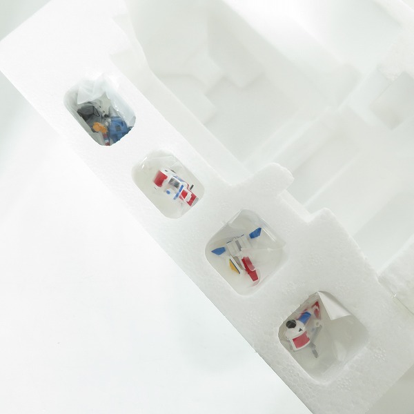 実際に弊社で買取させて頂いた【ジャンク】BANDAI/バンダイ 超合金 超絶自動変形 大鉄人17 ワンセブン フィギュア GD-17の画像 6枚目