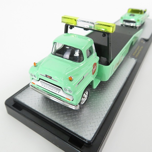実際に弊社で買取させて頂いたM2 MACHINES/M2マシーン 1/64 コカ・コーラ TW11 1958 Chevrolet Spartan LCF &1955 Chevrolet Bel Air Gasser ミニカーの画像 2枚目