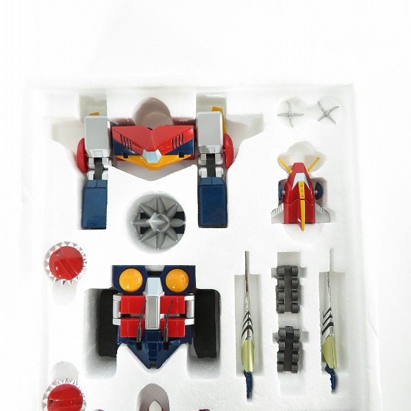 実際に弊社で買取させて頂いたBANDAI/バンダイ 超合金魂 GX-03 超電磁ロボ コン・バトラーV ロボット フィギュアの画像 2枚目