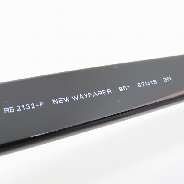 実際に弊社で買取させて頂いたRay-Ban/レイバン NEW WAYFARER ニューウェイファーラー サングラス/アイウエア RB2132-Fの画像 6枚目