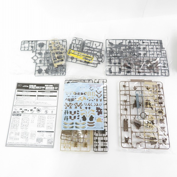 実際に弊社で買取させて頂いた【未組立】BANDAI/バンダイ HG 1/144  高機動型ザク 地上用(エグバ機)/ジム(モロッコ戦線仕様) 2点セットの画像 1枚目